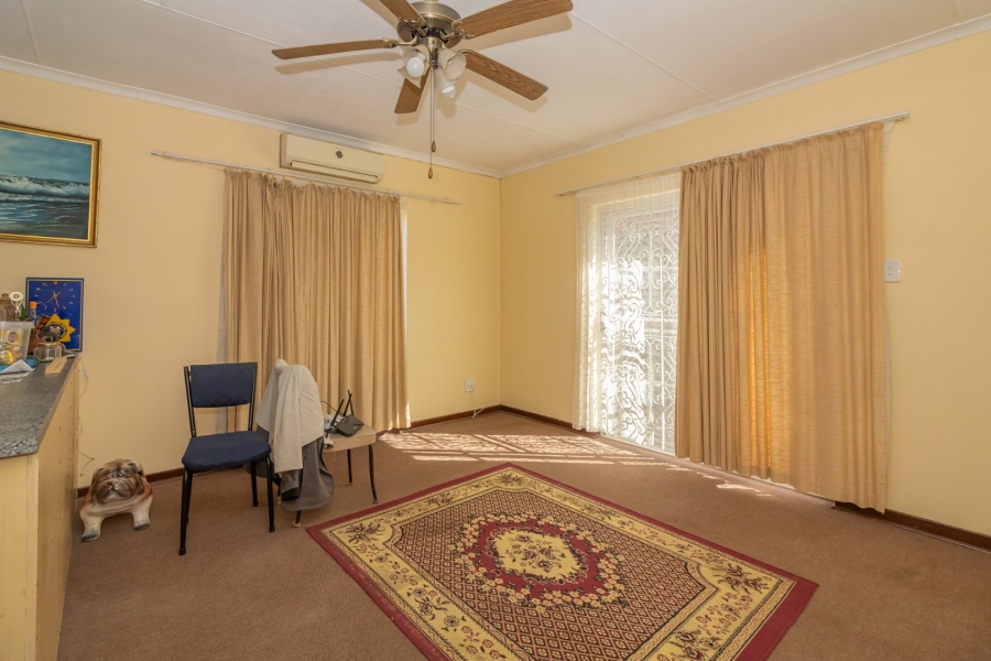 6 Bedroom Property for Sale in Morewag Free State